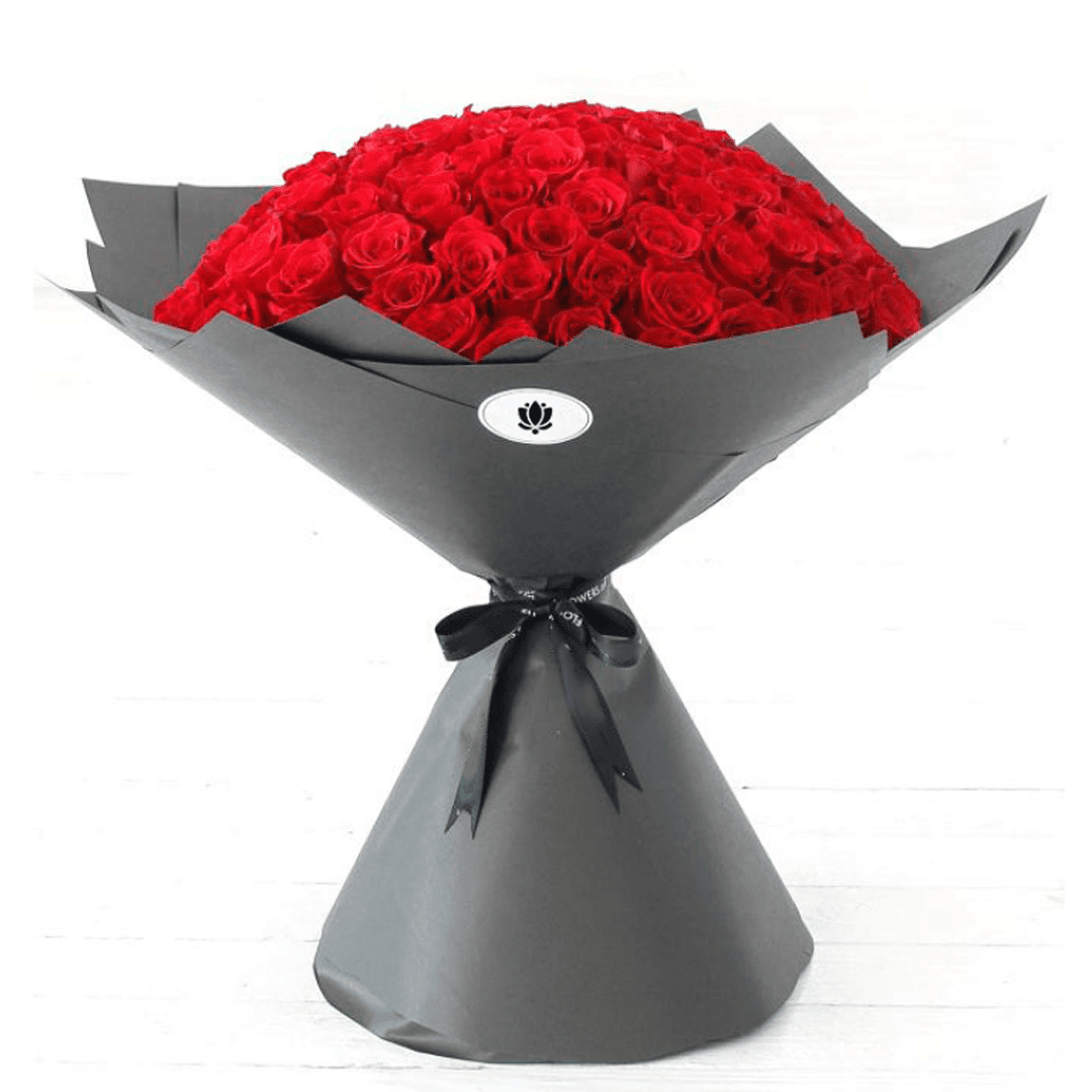 Bouquet de 100 roses (3) Bouquet de 100 roses 3 | The Luxury Box