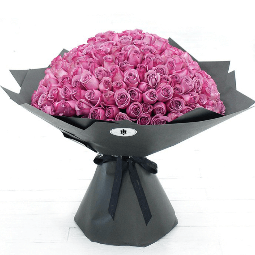 Bouquet de 200 roses Mauve (2) Bouquet de 200 roses Mauve 2 | The Luxury Box