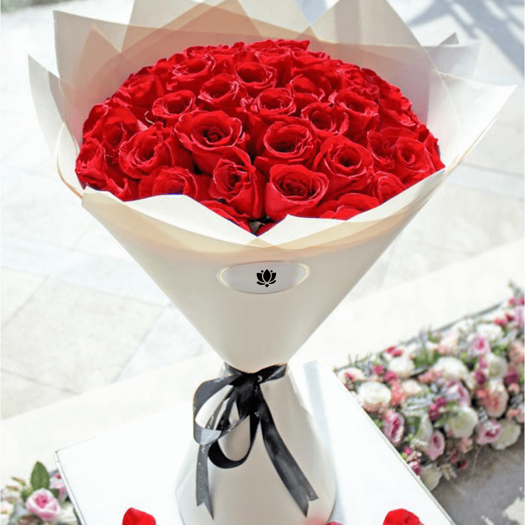 Bouquet-de-fleurs-rouge-50-roses 50 Roses Rouges