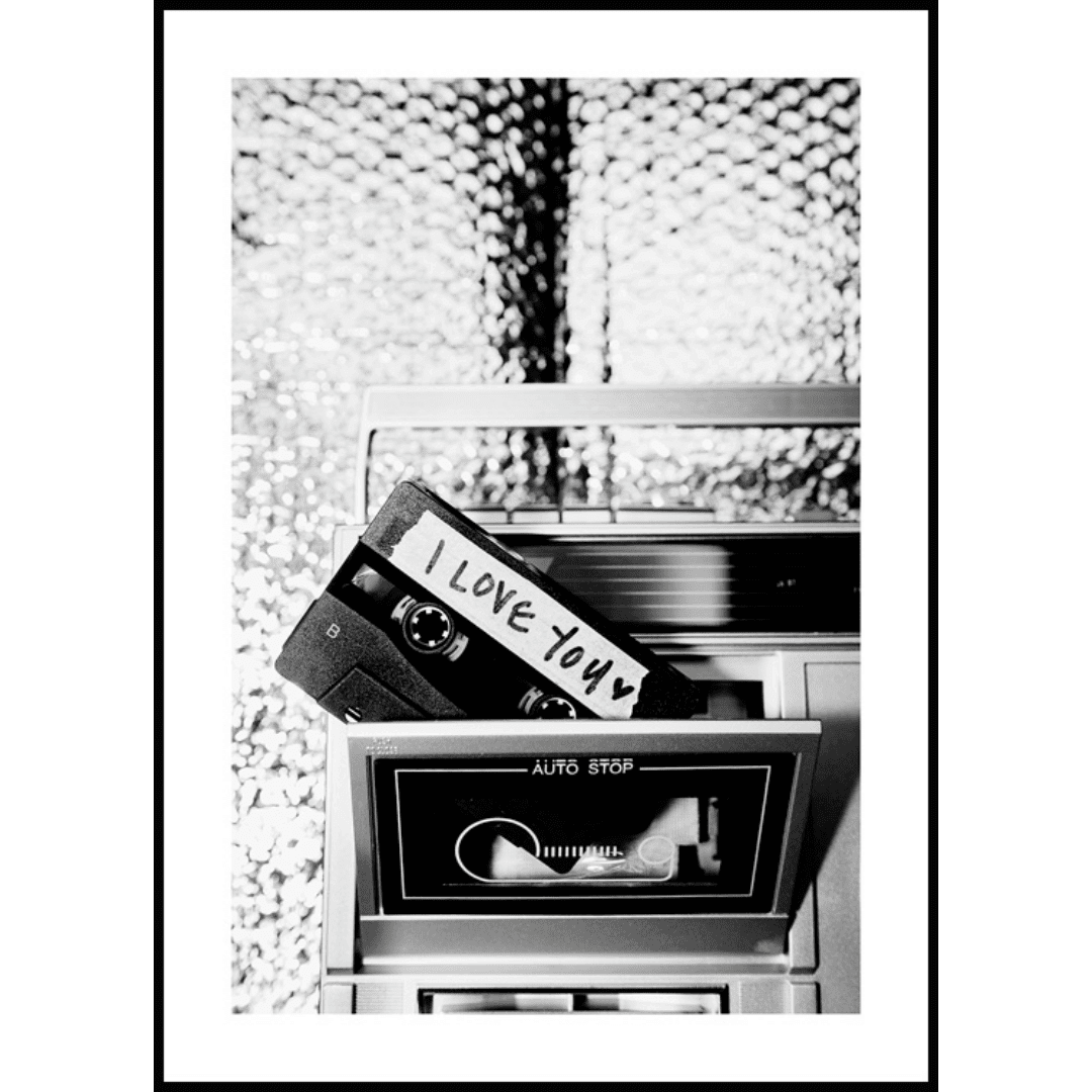 Love Posters Box (19) Love Posters Box 19 | The Luxury Box
