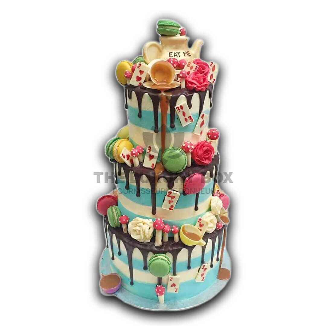 Alice_in_Wonderland_Wedding_Cake_90aa334b-d088-4d37-ac40-e13ba024ecf3_2048x_1 Livraison de Gateau