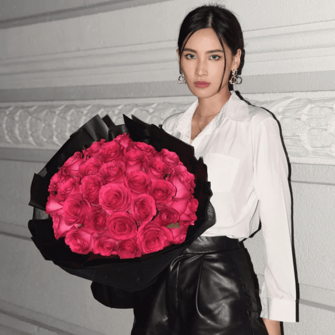 Fresh Flower Bouquet - Fuchsia Roses - 33-50-99 Roses 2 Bouquet de Roses