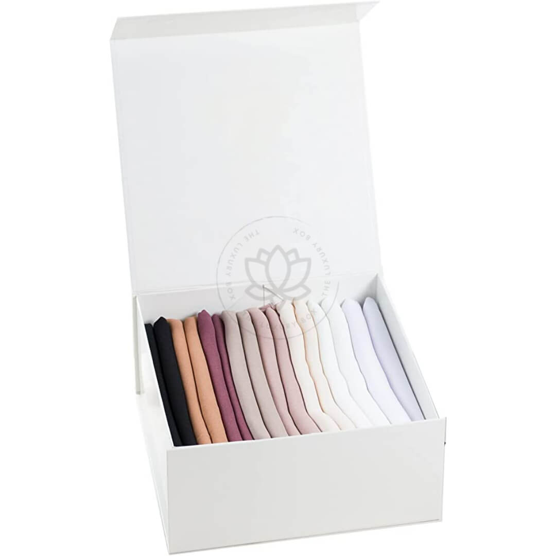 Coffret Hijab pour cadeaux par The Luxury Box (19) Coffret Hijab pour cadeaux par The Luxury Box 19 | The Luxury Box