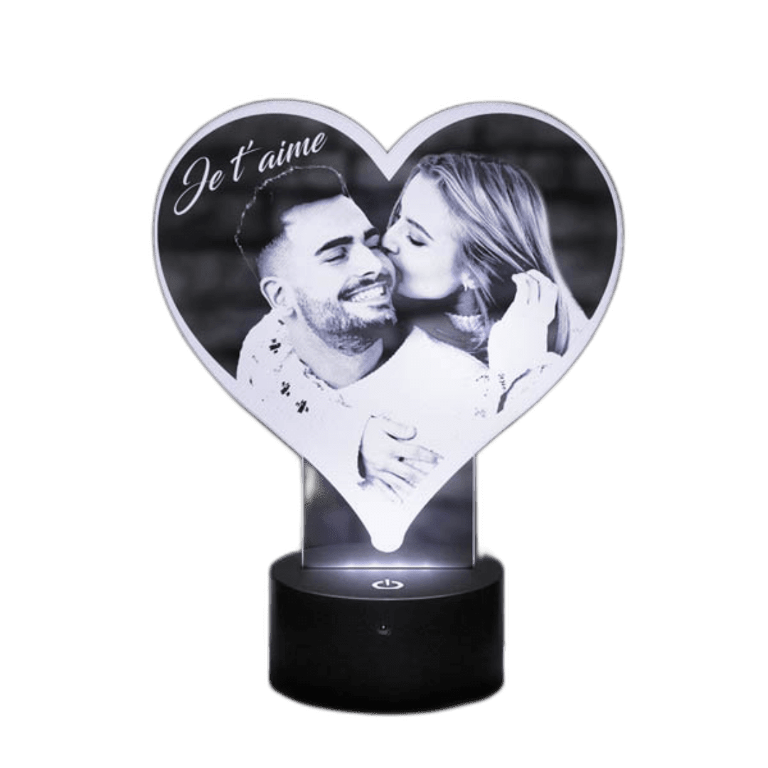 lampe-photo-personnalisee-coeur (1) lampe photo personnalisee coeur 1 | The Luxury Box