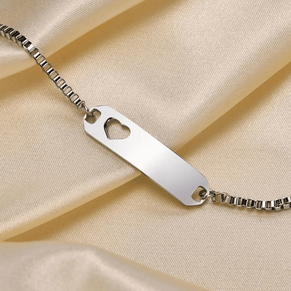 Bracelet pour Bébé (11) Bracelet pour Bebe 11 | The Luxury Box