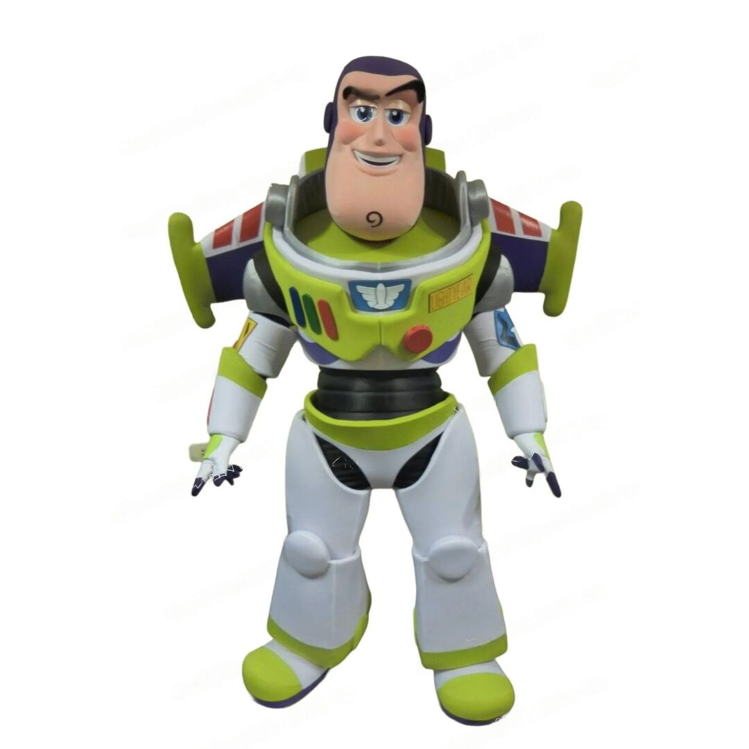 Costume-Buzz-LEclair.jpg Costume Buzz LEclair | The Luxury Box