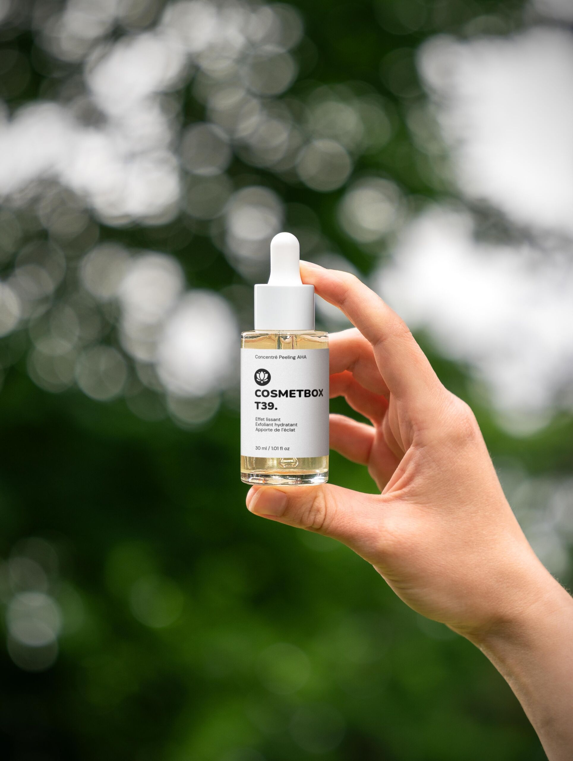 Concentré Peeling AHA, 30 ml 1.01 fl oz (4) Concentre Peeling AHA 30 ml 1.01 fl oz 4 scaled | The Luxury Box