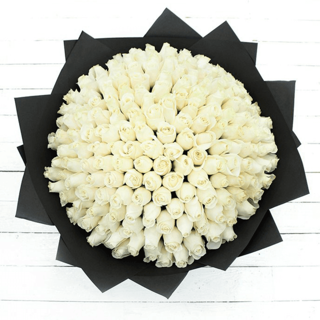 Bouquet de 200 fleurs blanche (2) Bouquet de 200 fleurs blanche 2 | The Luxury Box