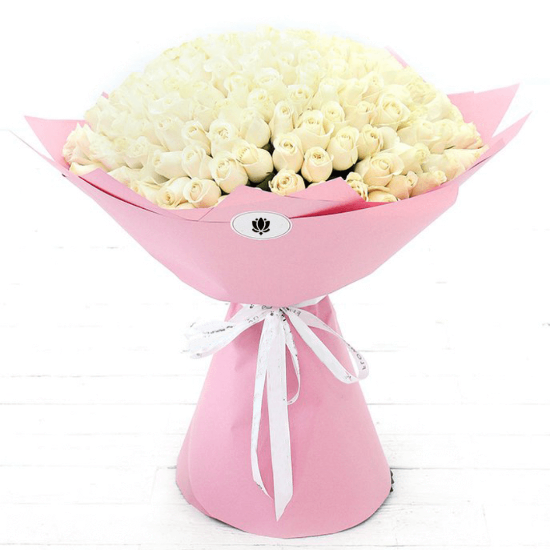 Bouquet de 200 fleurs blanche (5) Bouquet de 200 fleurs blanche 5 | The Luxury Box