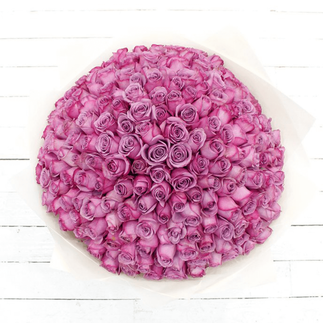 Bouquet de 200 roses Mauve (5) Bouquet de 200 roses Mauve 5 | The Luxury Box