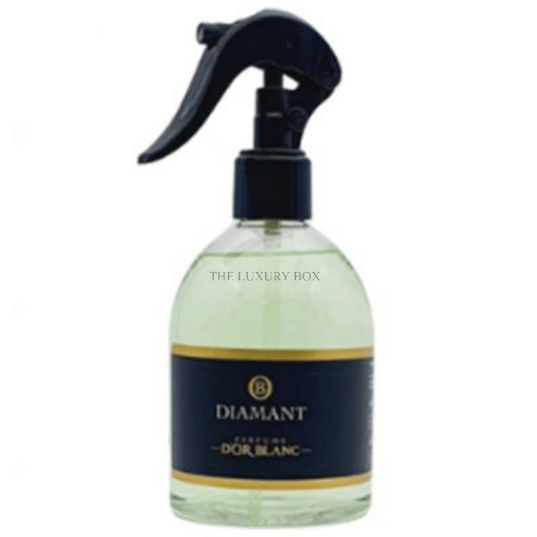 spray-textile-diamant-521x521 spray textile diamant 521x521 1 | The Luxury Box