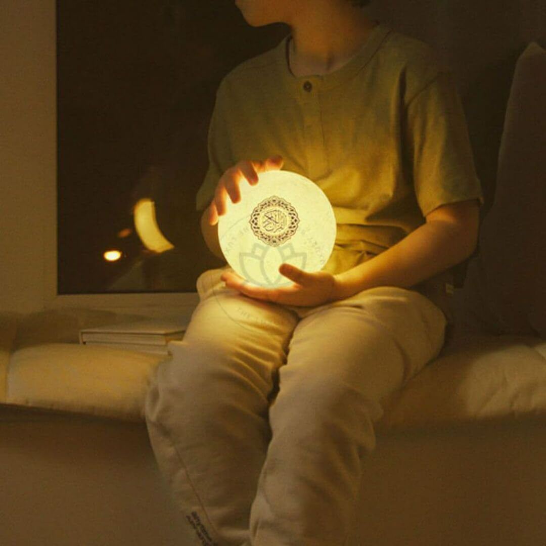 veilleuse-coranique-lune-enfant-bebe-muslim-mine veilleuse coranique lune enfant bebe muslim mine | The Luxury Box