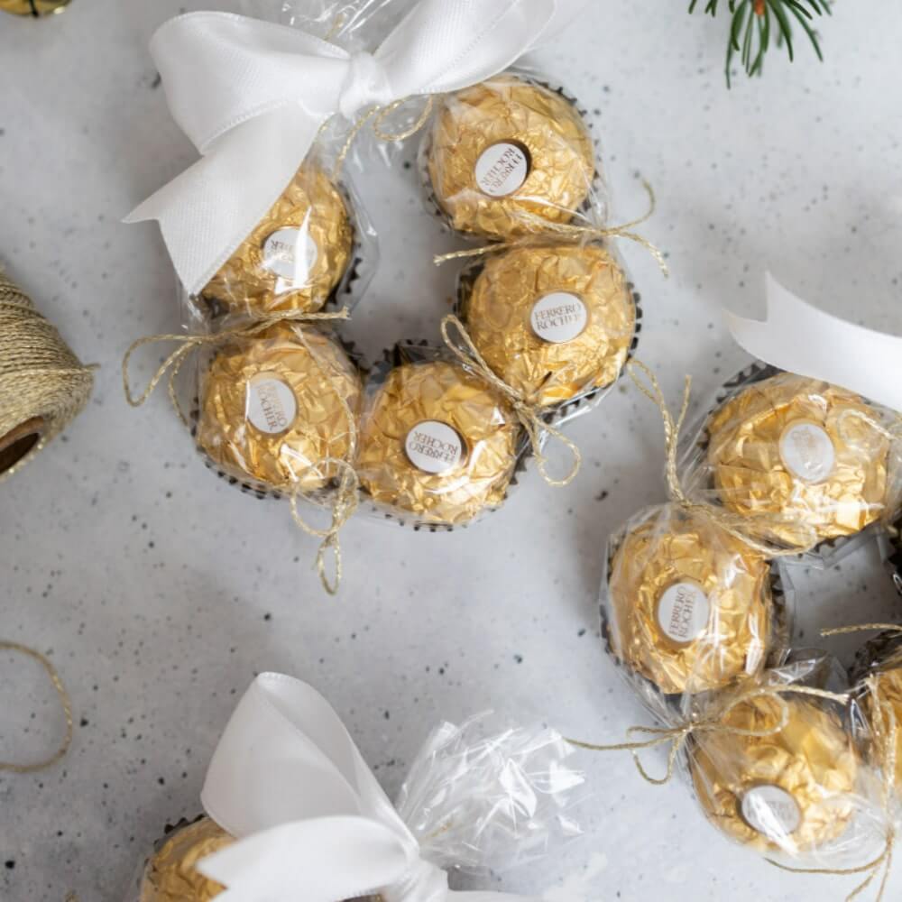 Guirlande de Chocolats (6) Guirlande de Chocolats 6 | The Luxury Box