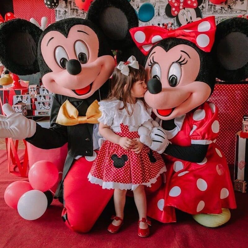 Deguisement Mickey et Minnie sur Bruxelles (3) Deguisement Mickey et Minnie sur Bruxelles 3 1 | The Luxury Box