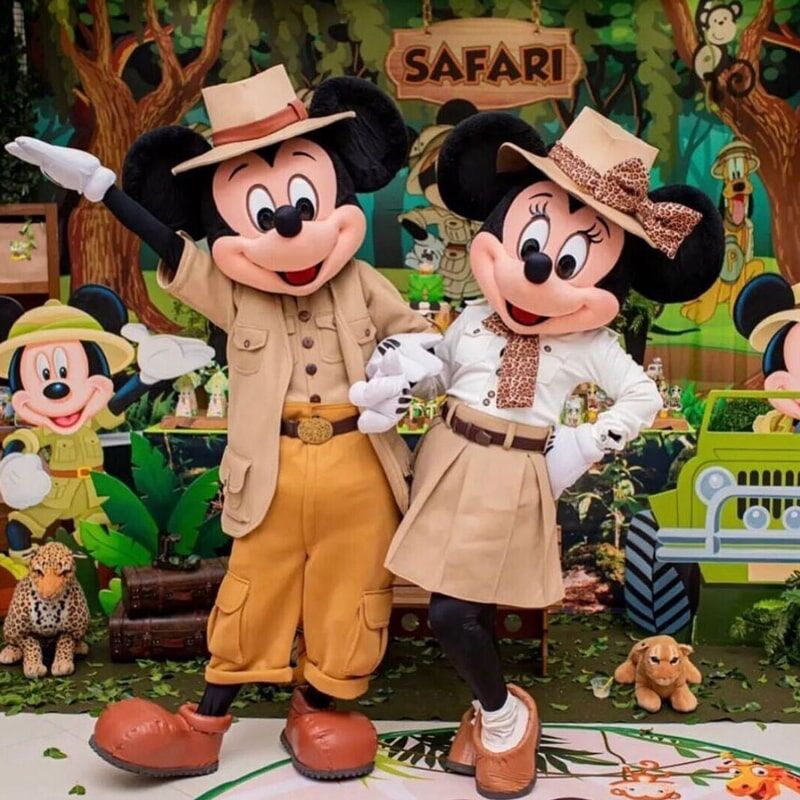 Deguisement Mickey et Minnie sur Bruxelles (6) Deguisement Mickey et Minnie sur Bruxelles 6 | The Luxury Box